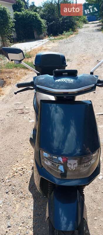 Скутер Maxxter Lumina 2024 в 