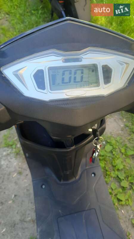 Скутер Maxxter Nova 2022 в Львове фото 5 Скутер Maxxter Nova 2022 в Львове