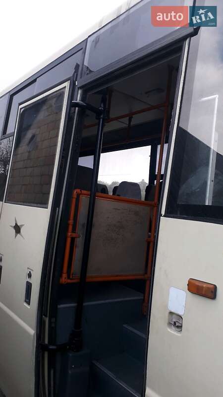 Туристический / Междугородний автобус МАЗ 256 2006 в Киеве