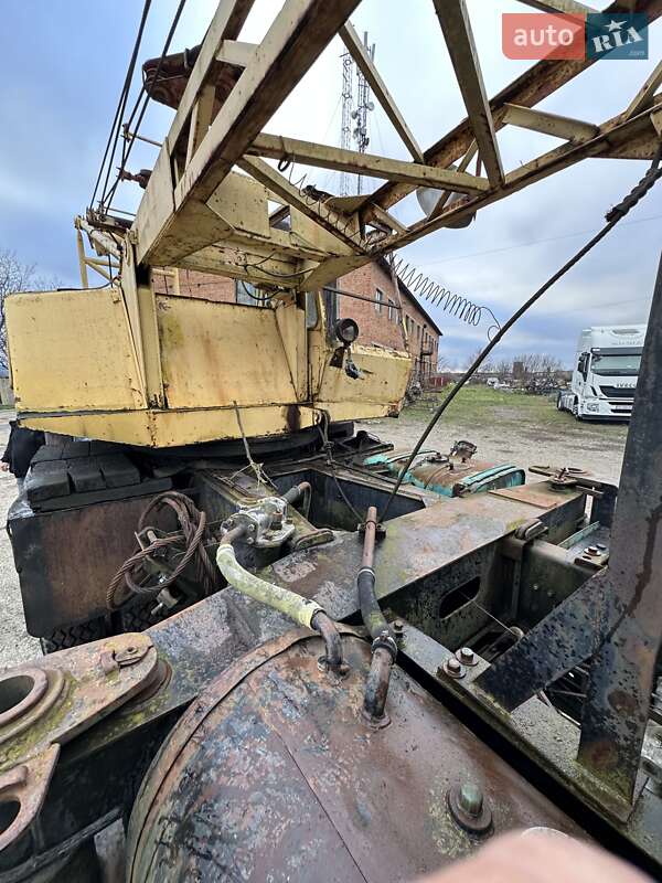 Автокран МАЗ 5334 1985 в Чернівцях