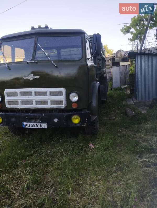 Самоскид МАЗ 5335 1990 в Томашполі