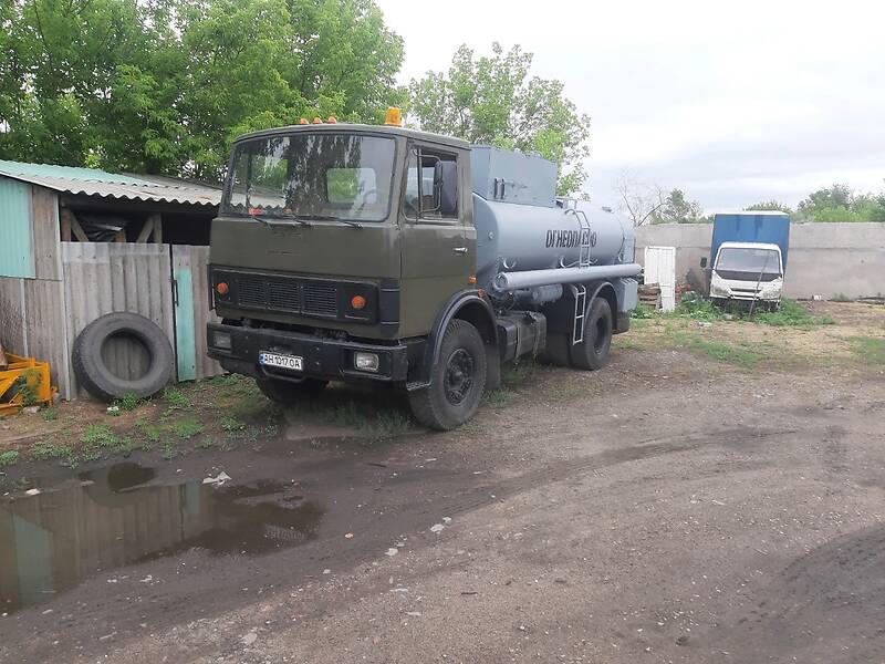 Цистерна МАЗ 5337 1991 в Славянске