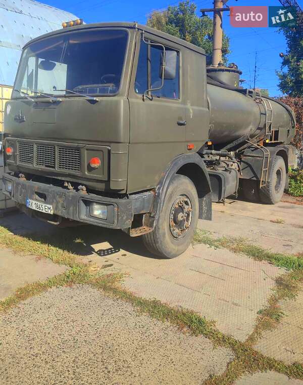 Бензовоз МАЗ 5337 1991 в 