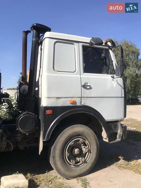 Тягач МАЗ 54323 1996 в 