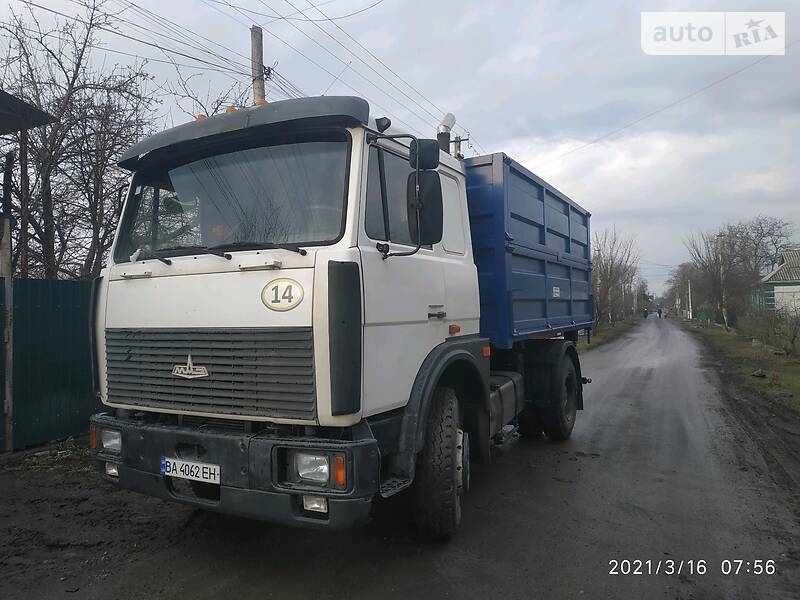 Самосвал МАЗ 555102 2008 в Новомиргороде