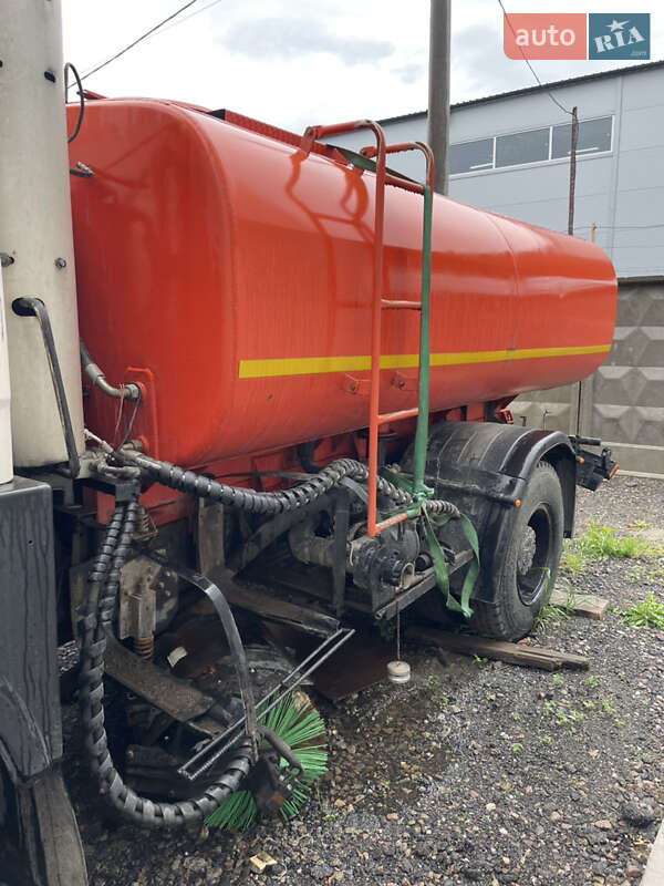 Пескоразбрасывающая машина МАЗ 5571 2009 в Одессе