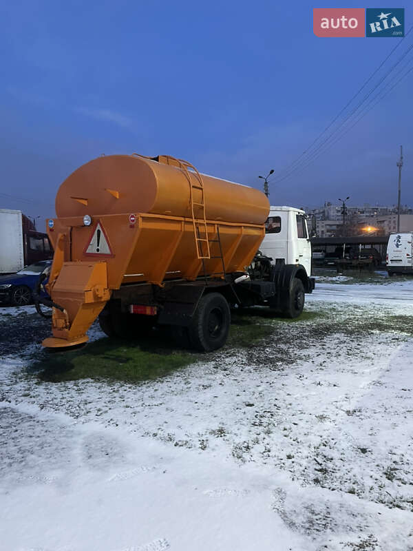 Пескоразбрасывающая машина МАЗ 5571 2009 в Одессе фото 41 Пескоразбрасывающая машина МАЗ 5571 2009 в Одессе
