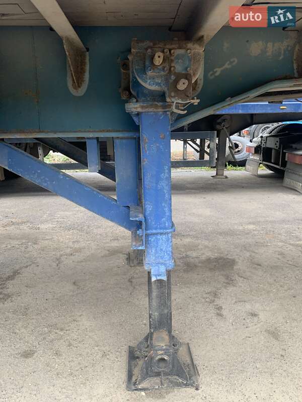 Зерновоз - полуприцеп МАЗ 931010 2003 в Городке