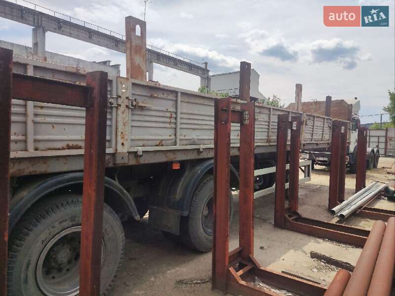 Бортовой полуприцеп МАЗ 938660 2005 в Киеве