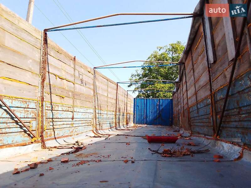 Зерновоз - полуприцеп МАЗ 93866 1992 в Черкассах