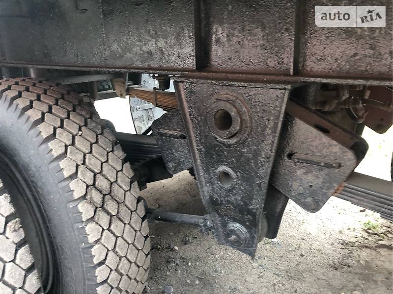 Контейнеровоз полуприцеп МАЗ 9397 1991 в Могилев-Подольске