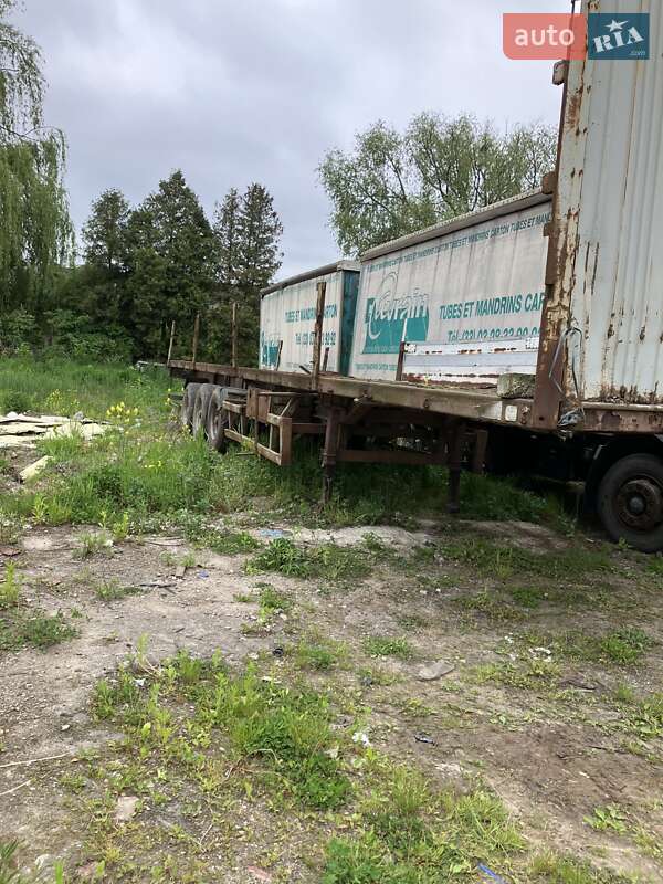 Бортовий напівпричіп МАЗ 9758 2004 в Львові