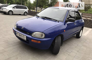 Седан Mazda 121 1991 в Коломиї