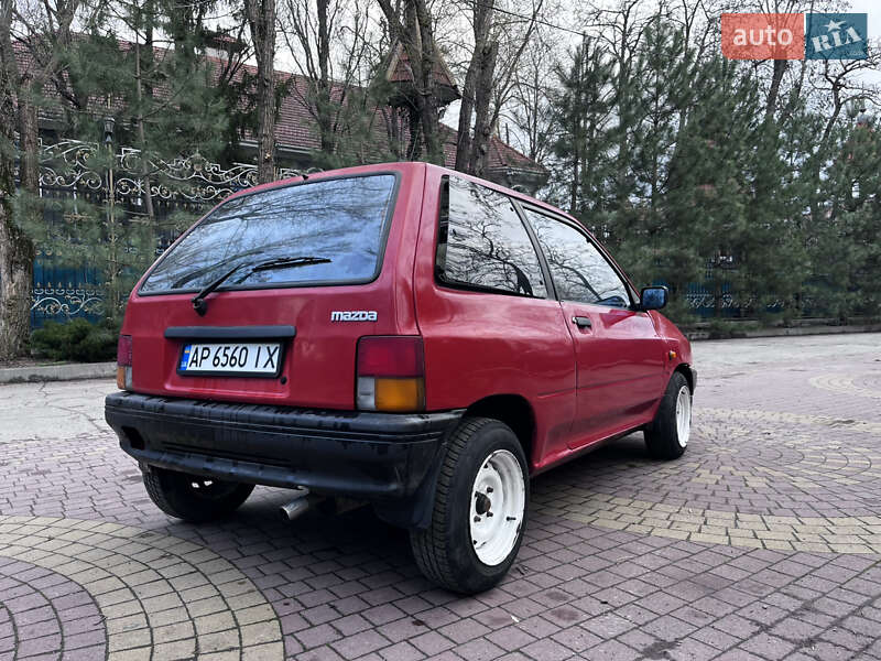 Хэтчбек Mazda 121 1988 в Запорожье