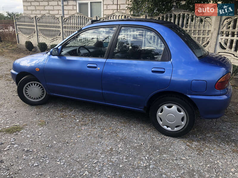 Седан Mazda 121 1993 в Кременчуге
