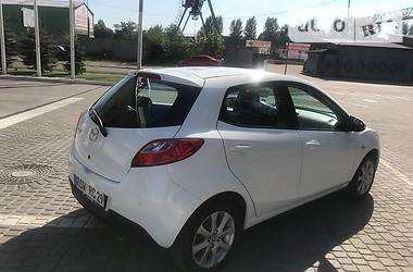 Хэтчбек Mazda 2 2012 в Львове