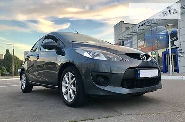 Хэтчбек Mazda 2 2010 в Кременчуге