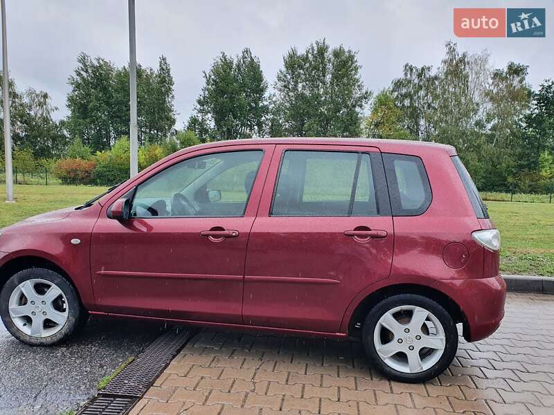 Хетчбек Mazda 2 2006 в Івано-Франківську