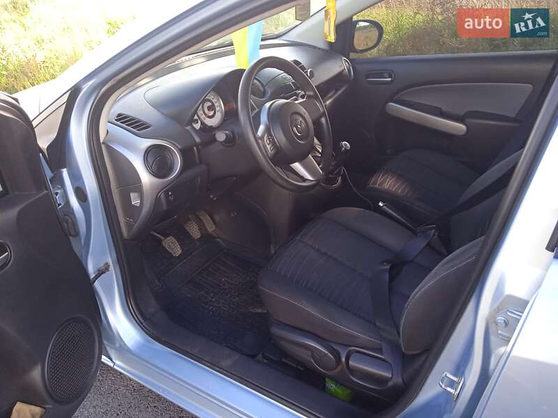 Седан Mazda 2 2009 в Коломиї фото 5 Седан Mazda 2 2009 в Коломиї