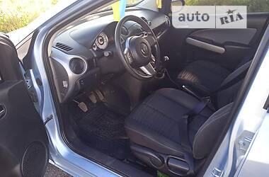 Седан Mazda 2 2009 в Коломые