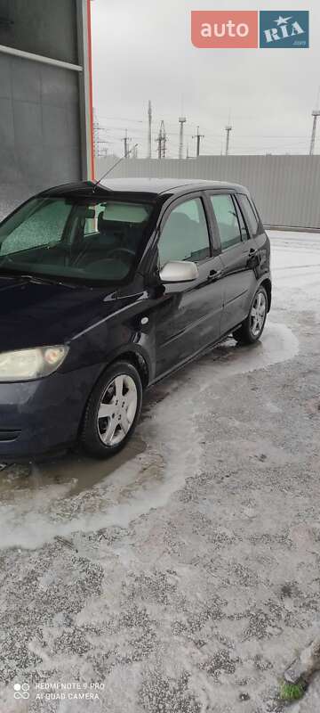 Хетчбек Mazda 2 2004 в Києві фото 3 Хетчбек Mazda 2 2004 в Києві