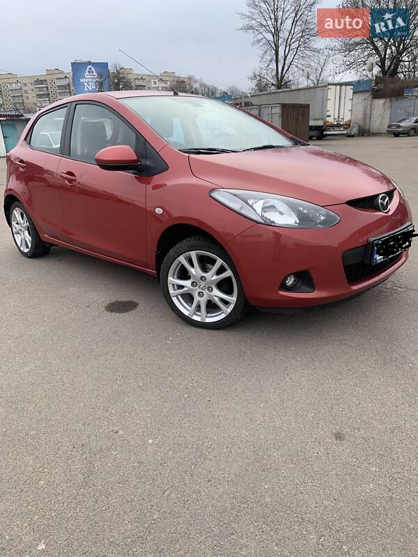 Хэтчбек Mazda 2 2007 в Житомире