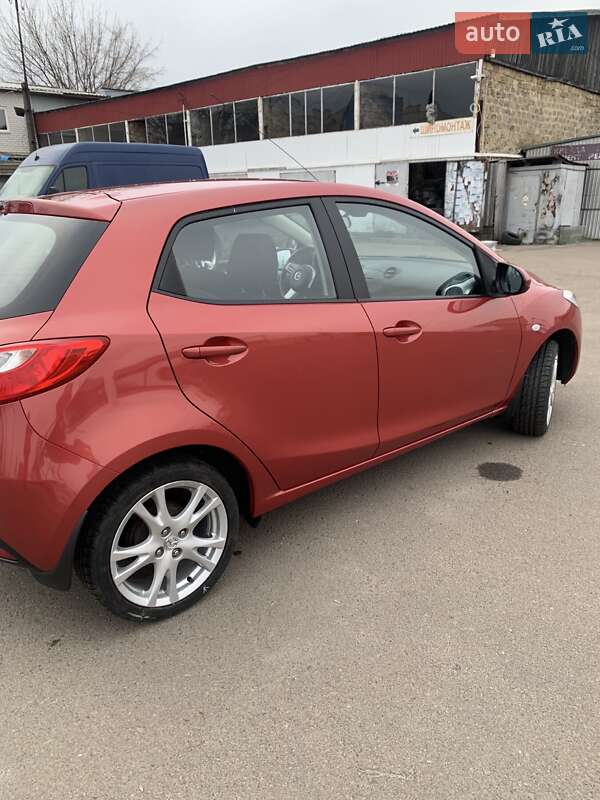 Хэтчбек Mazda 2 2007 в Житомире