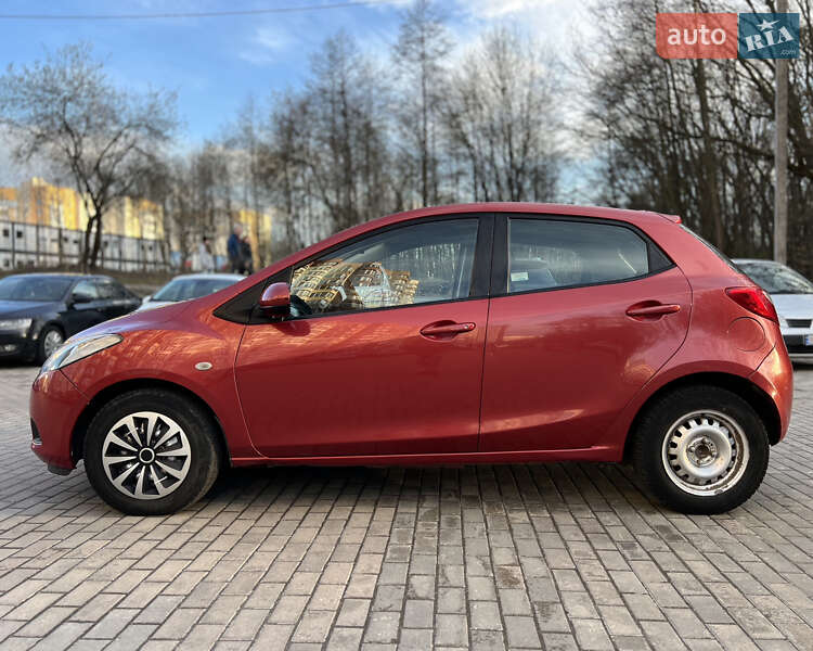 Хэтчбек Mazda 2 2008 в Киеве