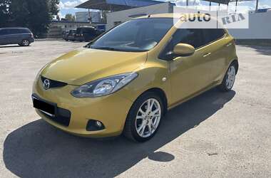 Хэтчбек Mazda 2 2009 в Киеве