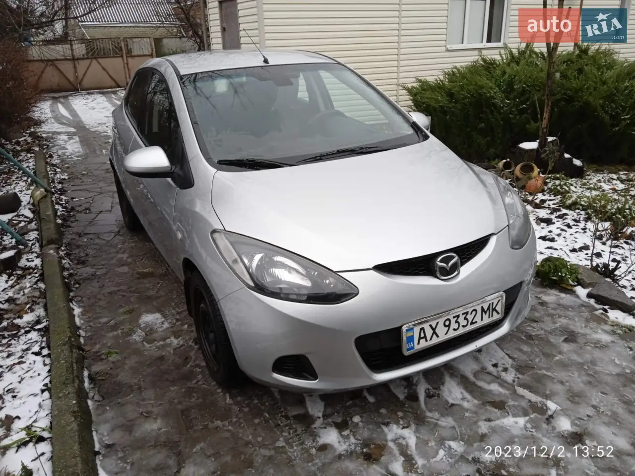2011 Mazda 2 - мініатюра 8