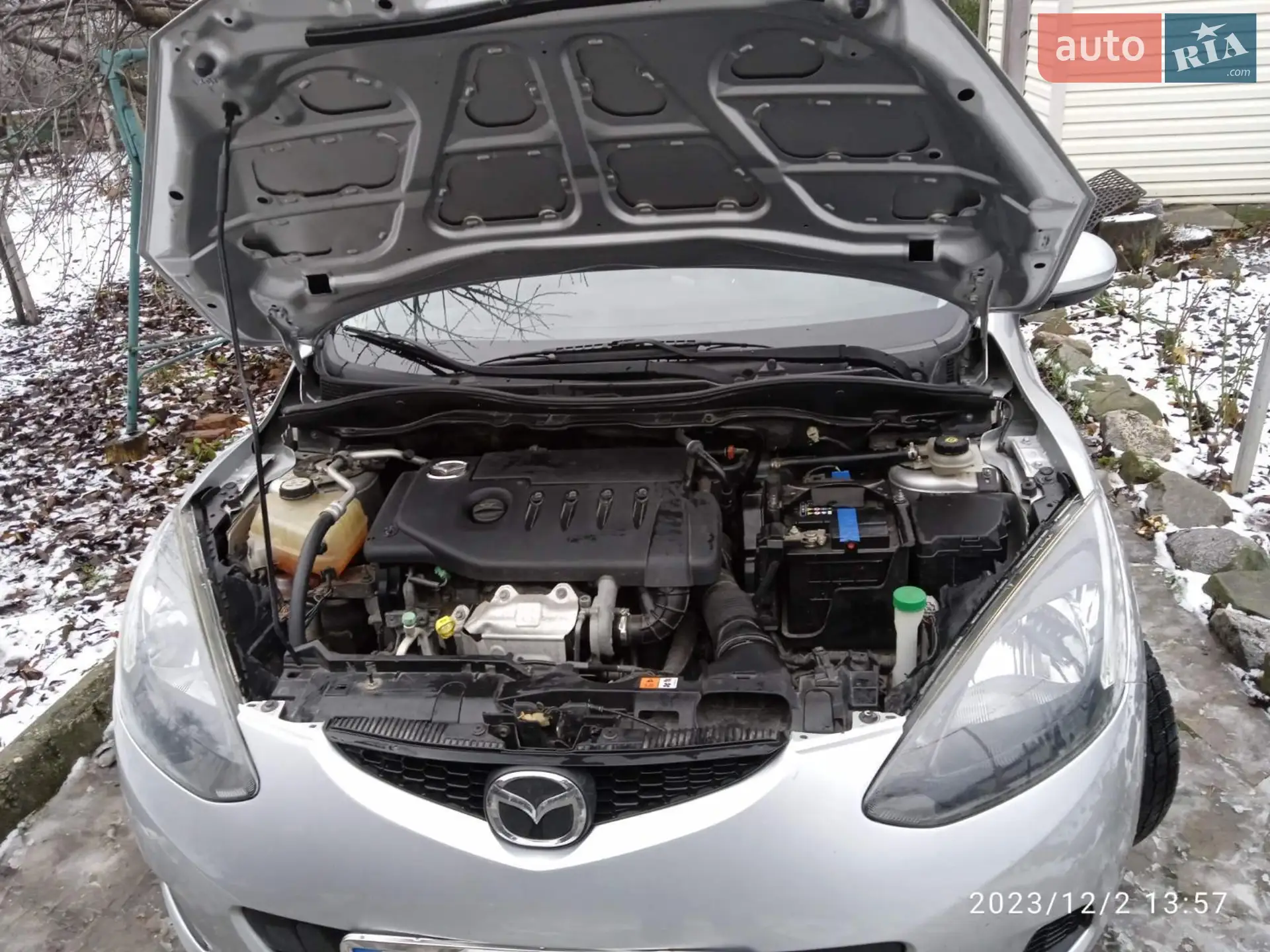 2010 Mazda 2 - мініатюра 11