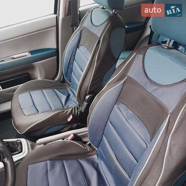 Хетчбек Mazda 2 2004 в Києві фото 9 Хетчбек Mazda 2 2004 в Києві