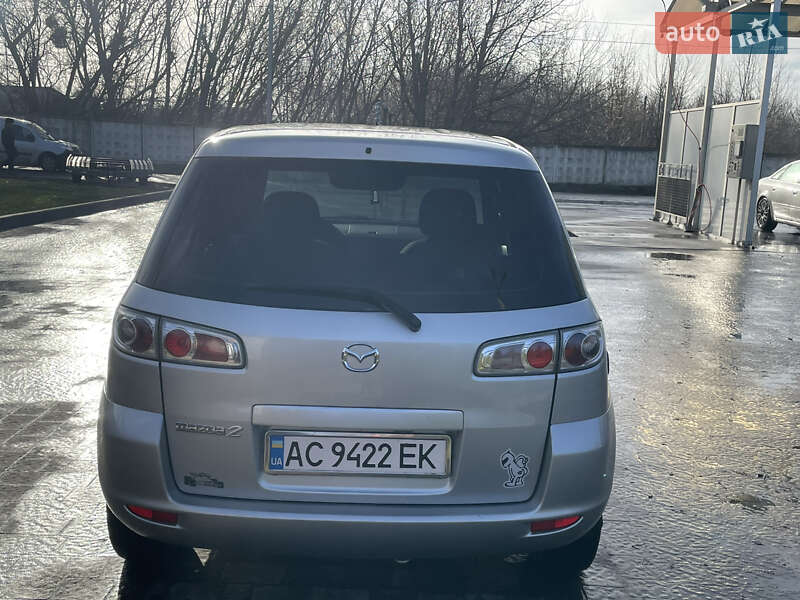 Хэтчбек Mazda 2 2007 в Луцке