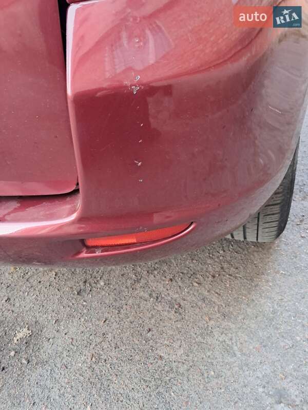 Хэтчбек Mazda 2 2007 в Коростене