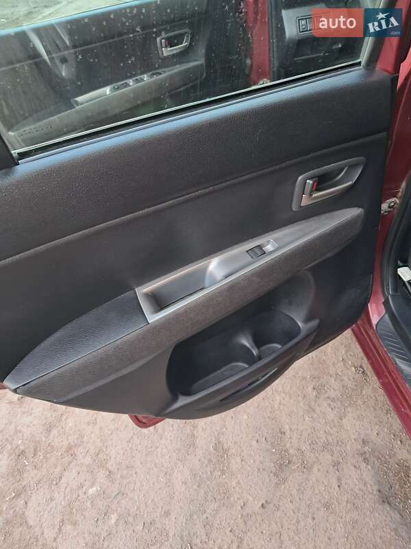 Хэтчбек Mazda 2 2007 в Коростене
