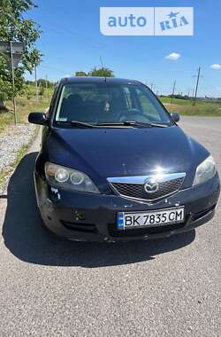 Хетчбек Mazda 2 2006 в Рівному