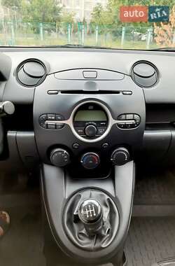 Хэтчбек Mazda 2 2008 в Киеве