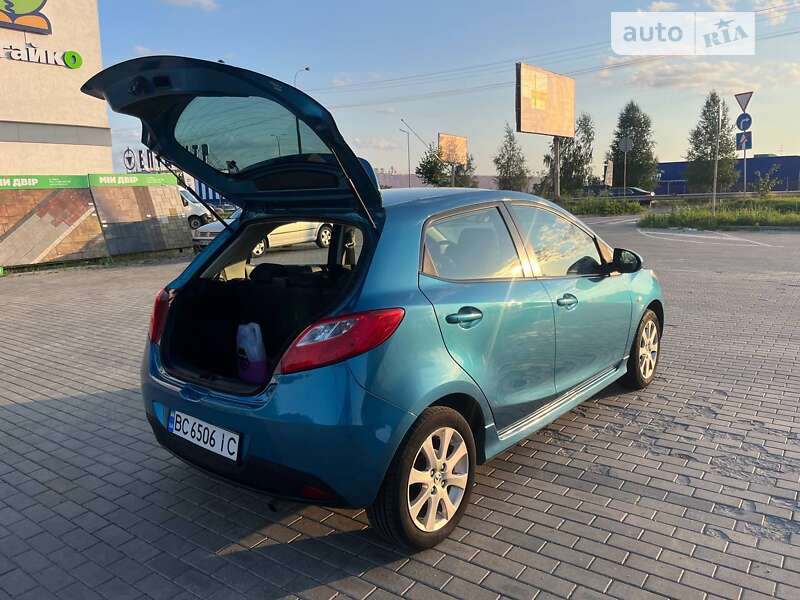 Хэтчбек Mazda 2 2011 в Ровно фото 9 Хэтчбек Mazda 2 2011 в Ровно