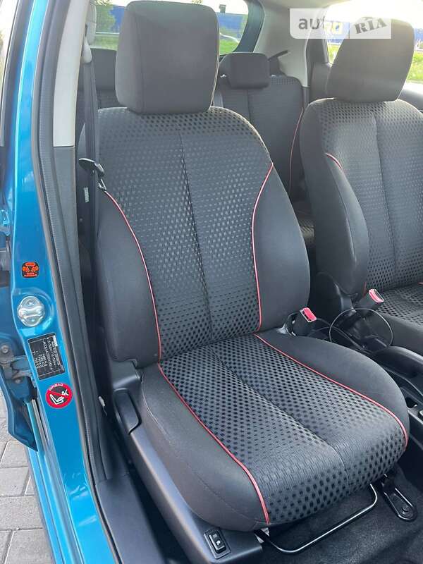 Хэтчбек Mazda 2 2011 в Ровно фото 20 Хэтчбек Mazda 2 2011 в Ровно