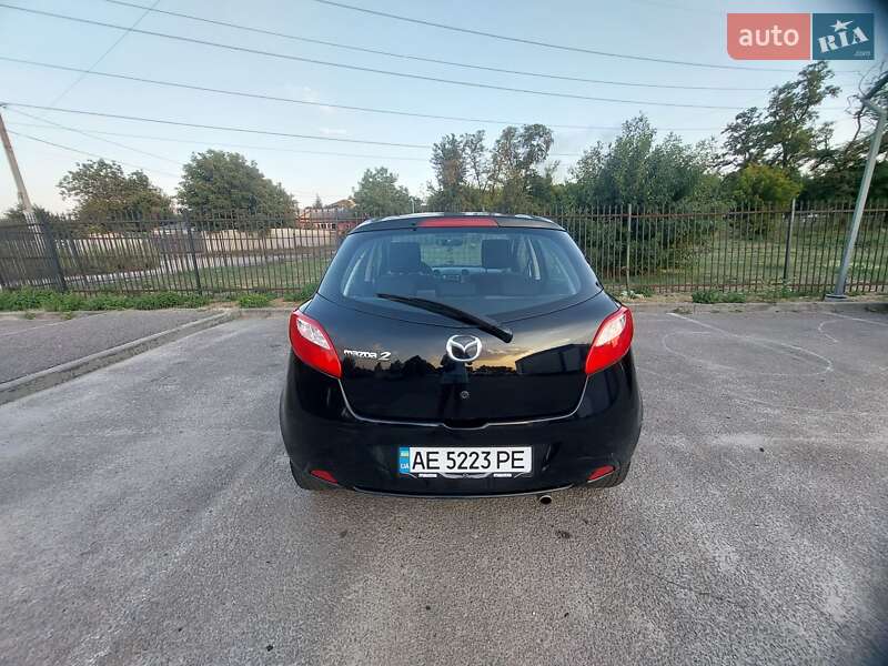 Хэтчбек Mazda 2 2007 в Днепре