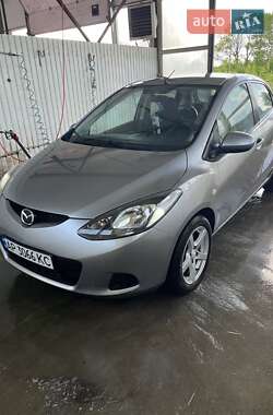 Хетчбек Mazda 2 2009 в Синельниковому