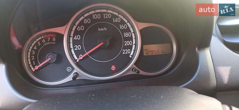 Хэтчбек Mazda 2 2014 в Черкассах