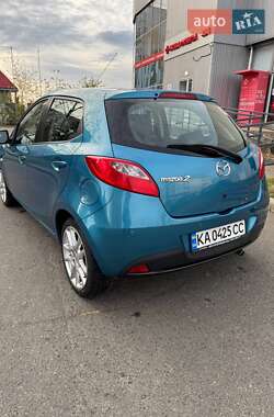 Хетчбек Mazda 2 2012 в Києві