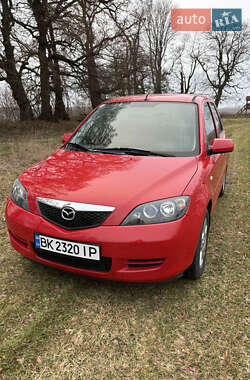 Хетчбек Mazda 2 2006 в Млиніві