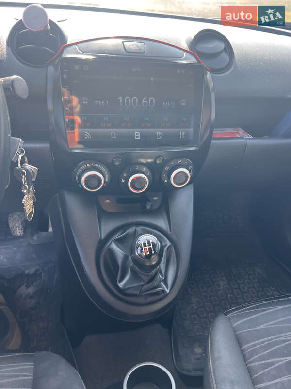 Хэтчбек Mazda 2 2007 в Бережанах