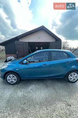 Хэтчбек Mazda 2 2012 в Запорожье