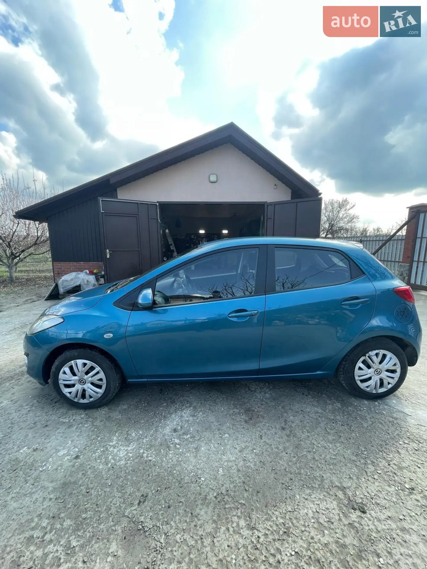 2012 Mazda 2 - мініатюра 8