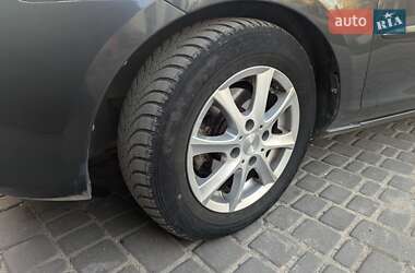 Хэтчбек Mazda 2 2007 в 