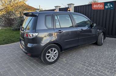 Хэтчбек Mazda 2 2007 в 