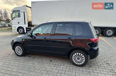 Хетчбек Mazda 2 2004 в 